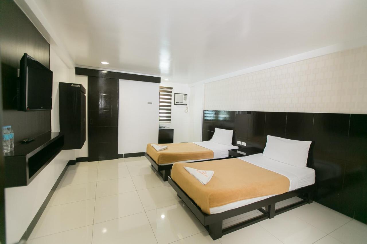 Sun Garden Hotel Tarlac Exterior photo